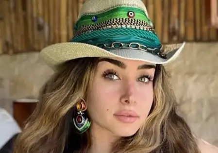 testهنا الزاهد 