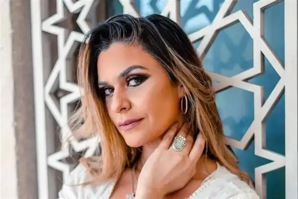 testنادين