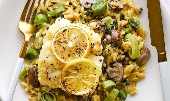 testسمك مشوي مع الفطر الكريمي ولسان العصفور بالكراث