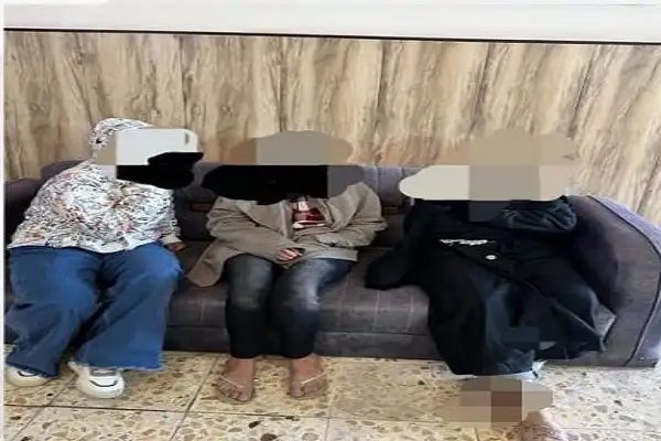 القبض على 3 فتيات استدرجن طالبًا سوريًا ثم سجلو معه فيديو لمدة 60 دقيقة