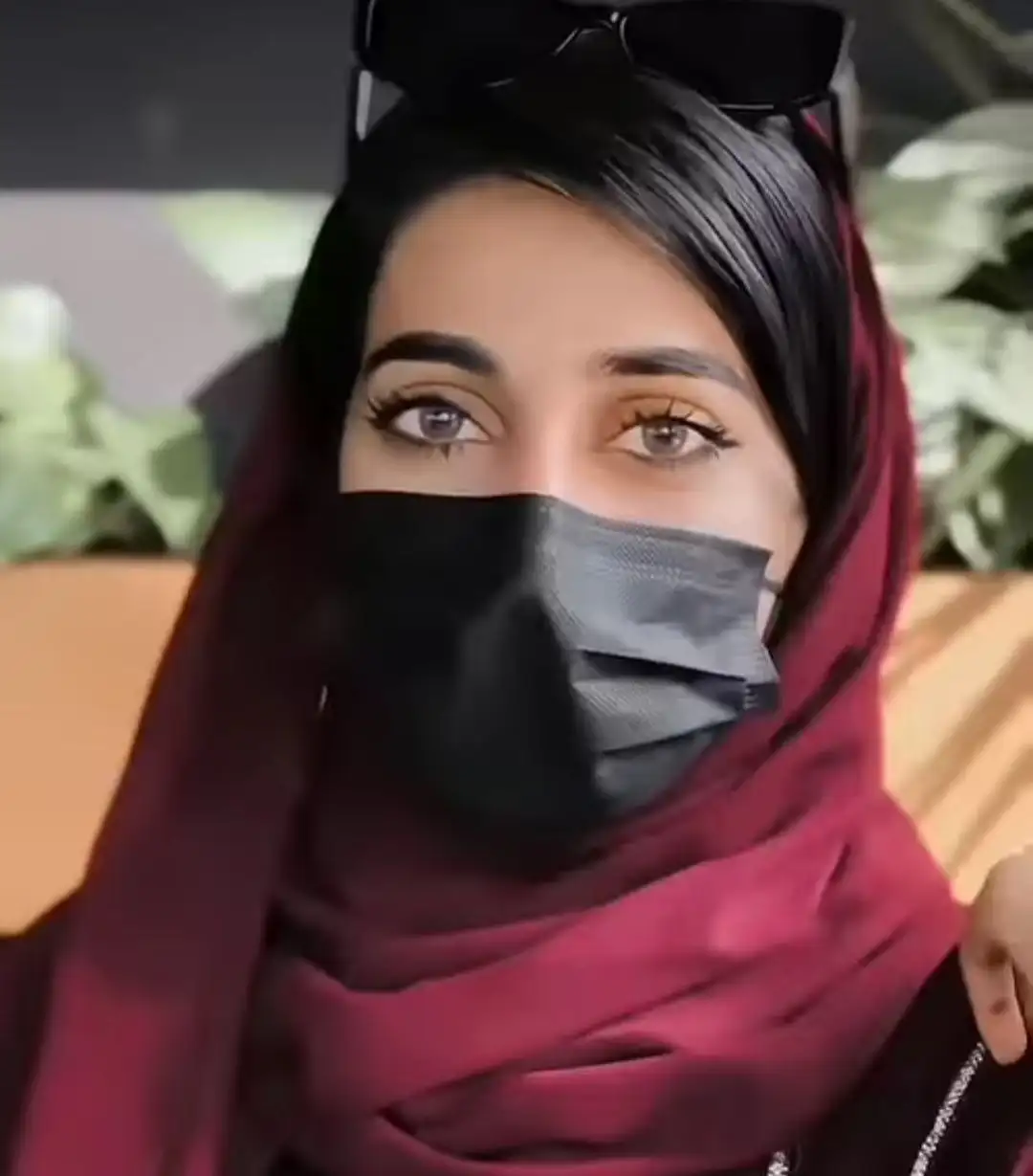 فتاة تستغيث وتبحث عن رجل يسترها بالحلال ...بعد ان ضحك عليها شاب ووقعت بالحرام واخذ عليها اغلى ماتملك !