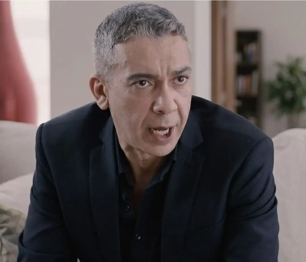 الدكتور ضياء العوضي يزلزل الأوساط الطبية.. حبة واحدة من هذا “الذهب الطبيعي الأخضر” تكتسح الكوليسترول وتفتح شرايين القلب المغلقة للأبد.. “وداعاً لعمليات القسطرة للأبد” !!