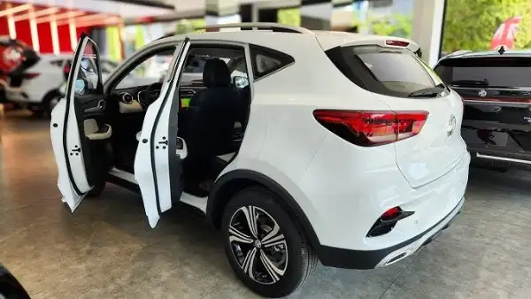 testإم جي ZS